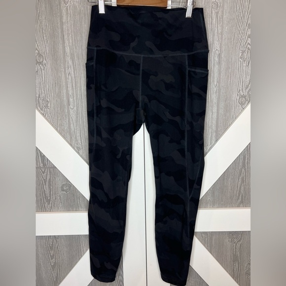 RBX Pants - D11.30 RBX Black Camo Leggings Medium